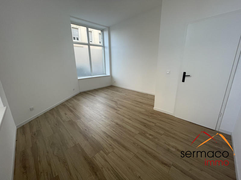 Appartement - 100 m² - 4 pièces