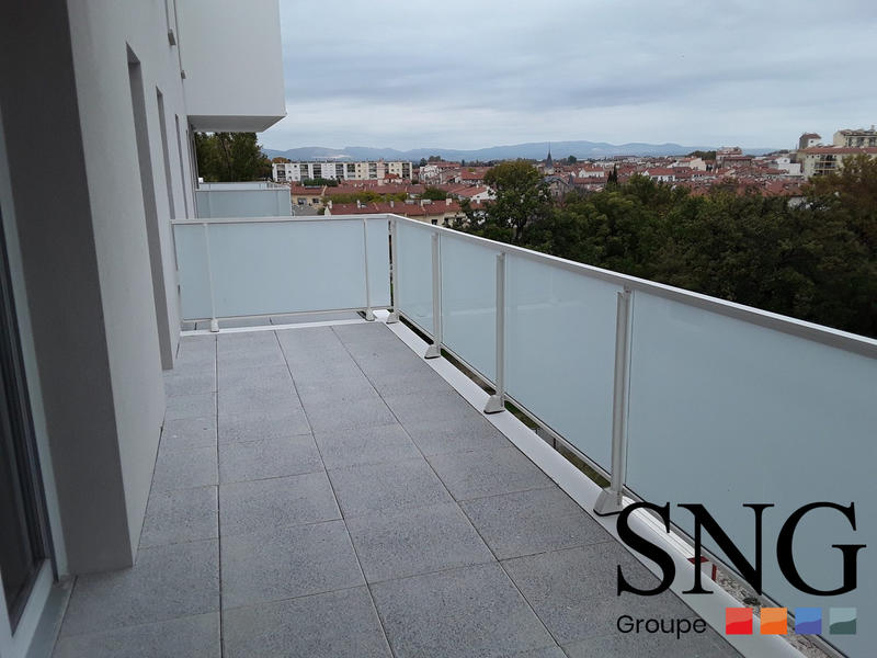 Appartement - 76 m² - 4 pièces