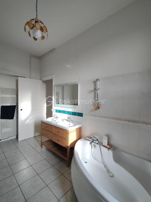 Appartement - 149 m² - 6 pièces