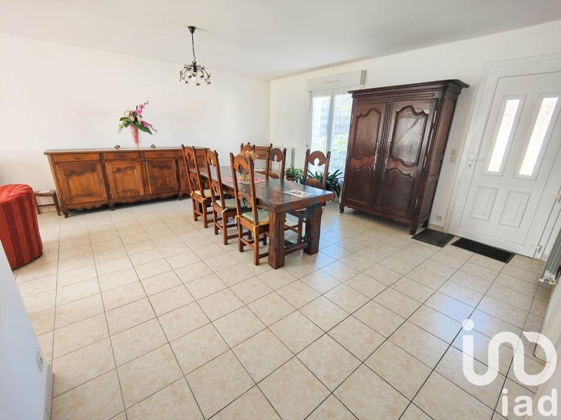 Maison - 93 m² - 5 pièces