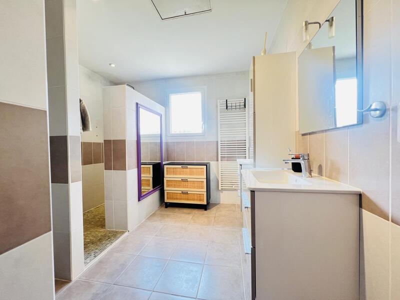 Pavillon - 112 m² - 4 pièces