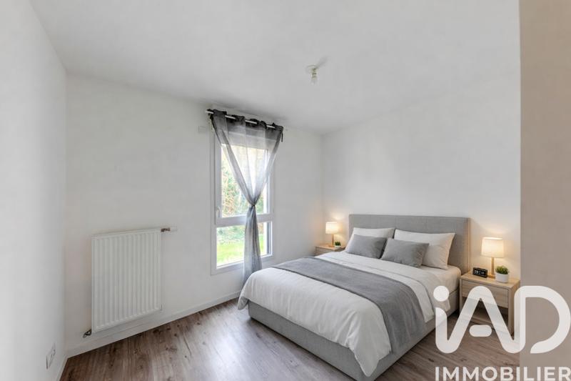 Appartement - 90 m² - 4 pièces