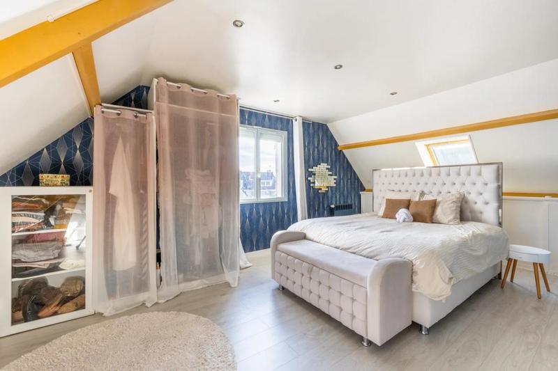 Maison - 158 m² - 6 pièces