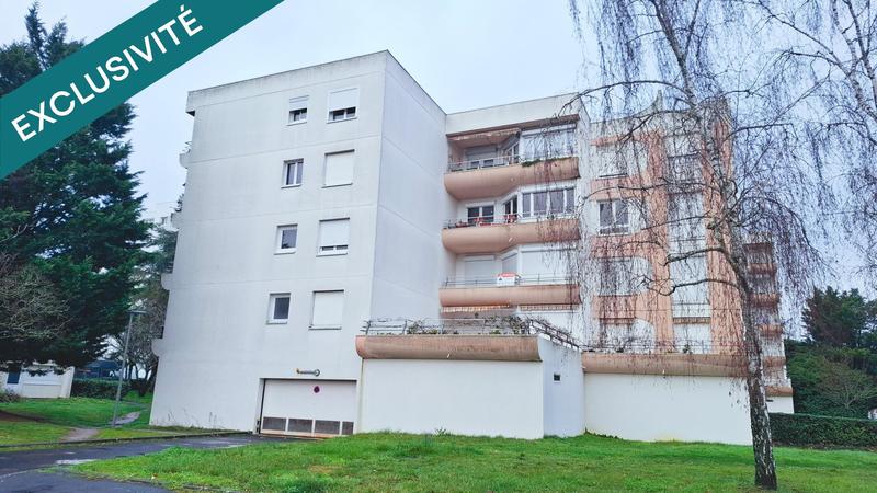 Appartement - 100 m² - 4 pièces