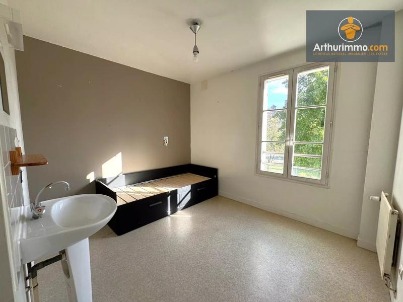 Maison - 265 m² - 12 pièces