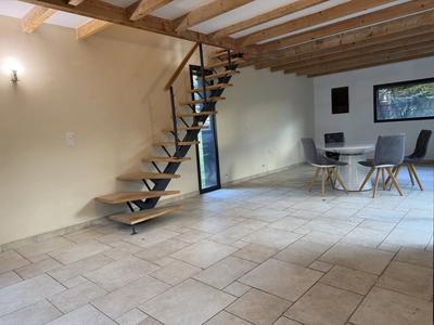 Bureau - 98 m² - 4 pièces