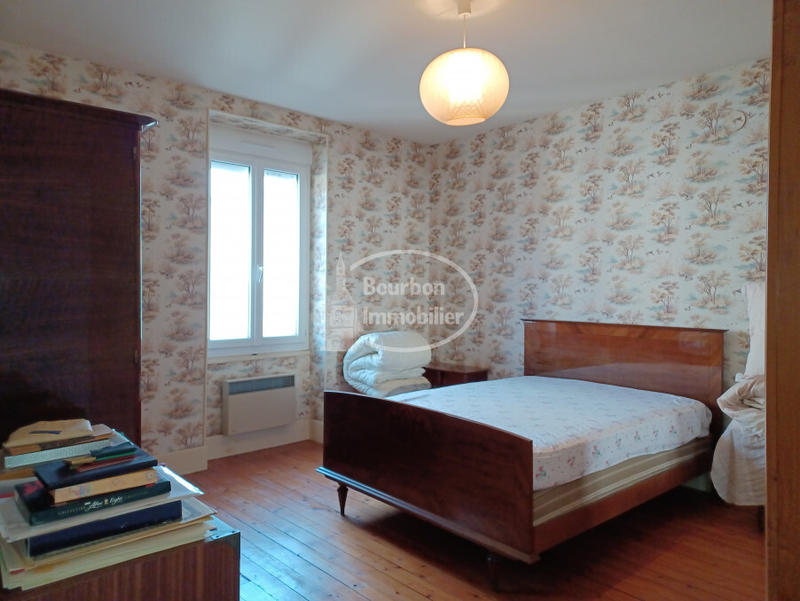 Appartement - 139 m² - 7 pièces