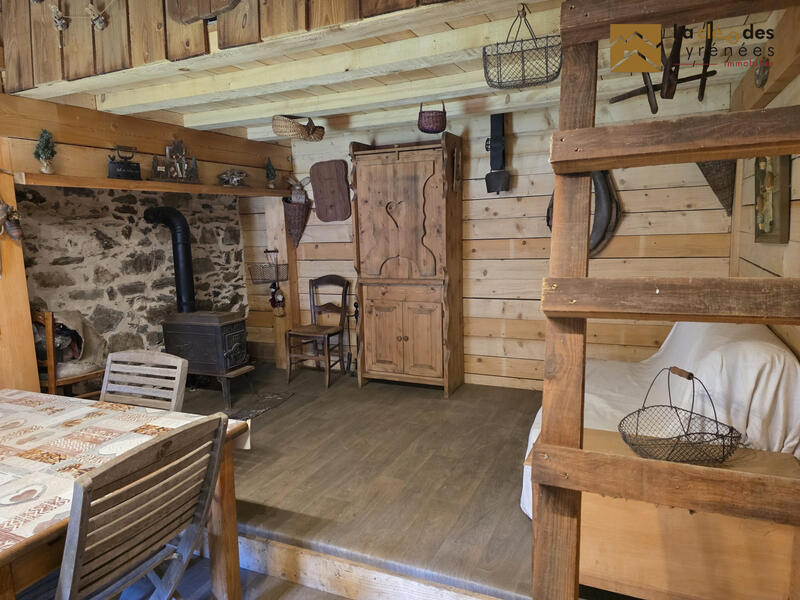 Maison ancienne - 102 m² - 3 pièces