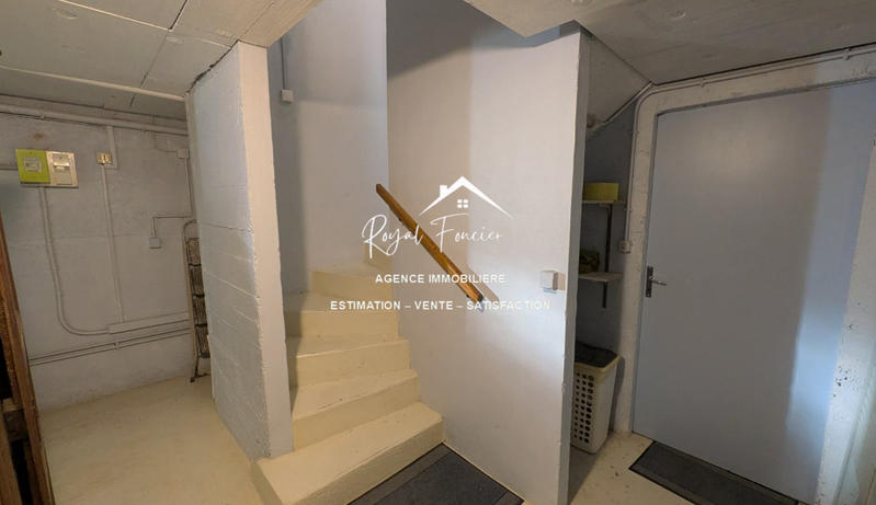 Maison - 192 m² - 11 pièces