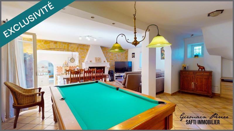 Villa - 160 m² - 5 pièces