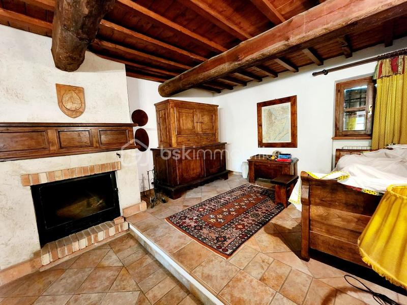 Mas - 180 m² - 5 pièces