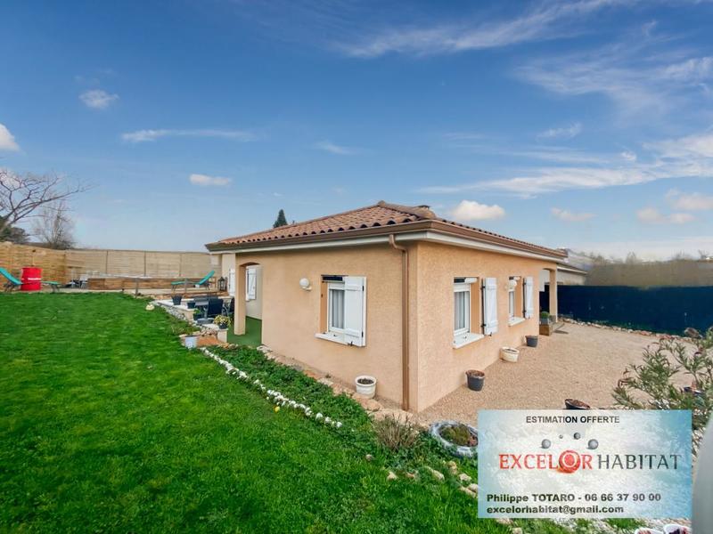 Maison - 90 m² - 3 pièces