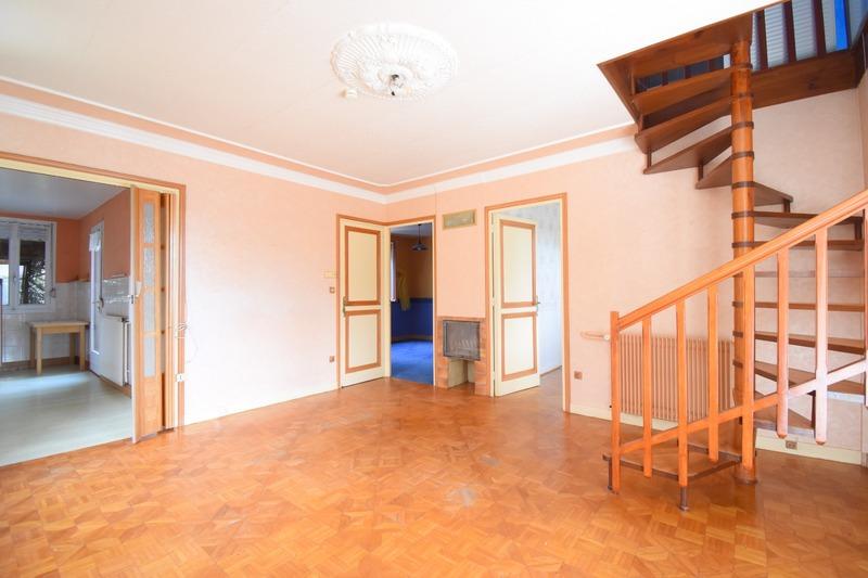 Maison - 85 m² - 5 pièces
