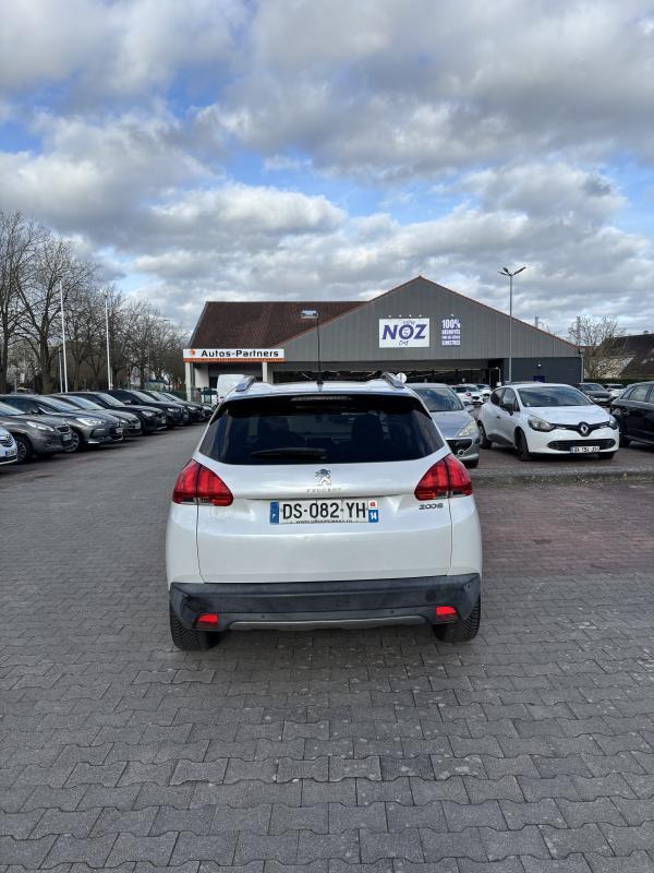 Peugeot 2008 1.6 BlueHDi 120 Cv / 88 Kw Diesel 2014