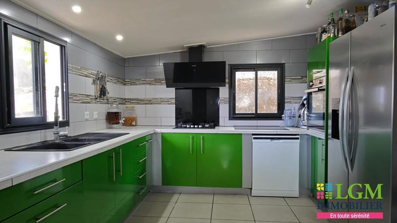 Maison - 87 m² - 4 pièces