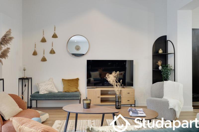 Chambre - 13 m² - 1 pièce