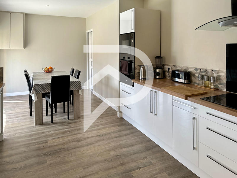 Maison - 157 m² - 5 pièces