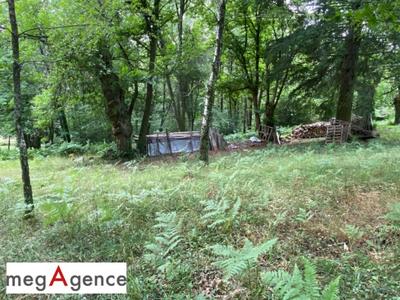 Terrain constructible - 2 355 m²