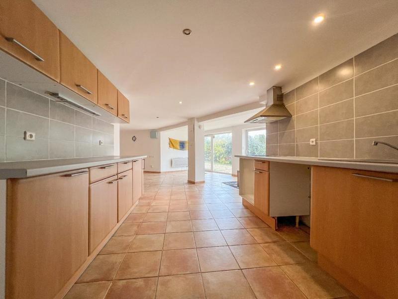 Villa - 328 m² - 10 pièces