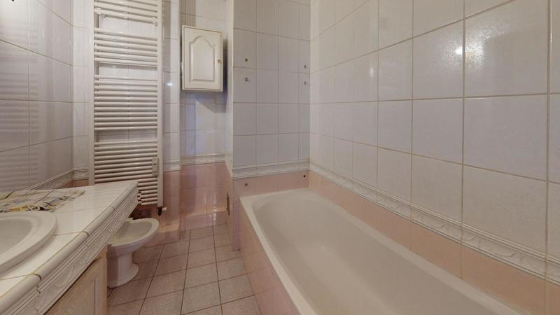 Appartement - 92 m² - 5 pièces