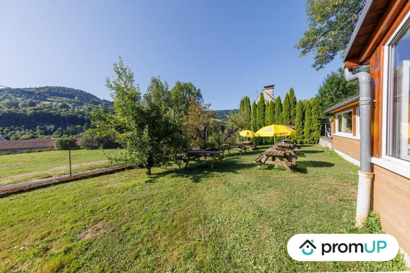 Local d'activités - 540 m² - 26 pièces