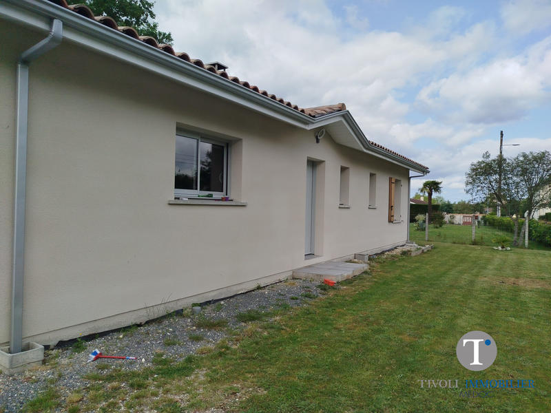 Maison - 100 m² - 4 pièces