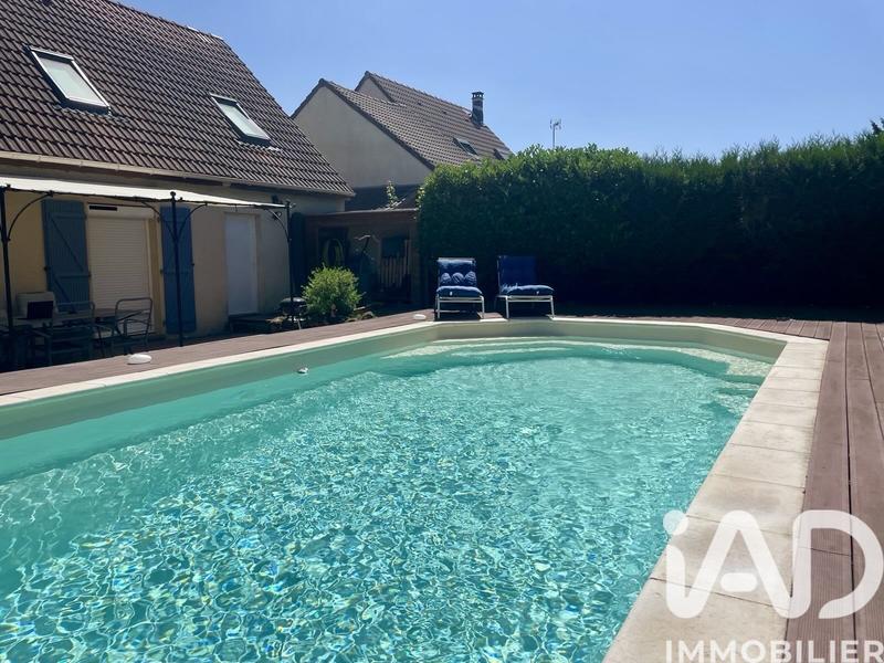 Maison - 90 m² - 4 pièces