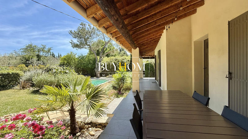 Maison - 158 m² - 5 pièces