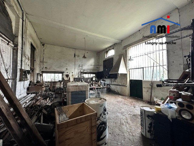 Maison - 215 m² - 9 pièces