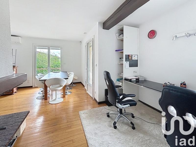 Maison - 205 m² - 6 pièces