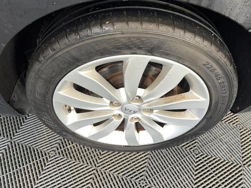 Kia Carens 1.7 Crdi 141 Ch Isg 7 Pl Uefa Euro 2016