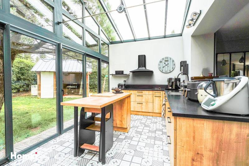 Maison - 155 m² - 6 pièces