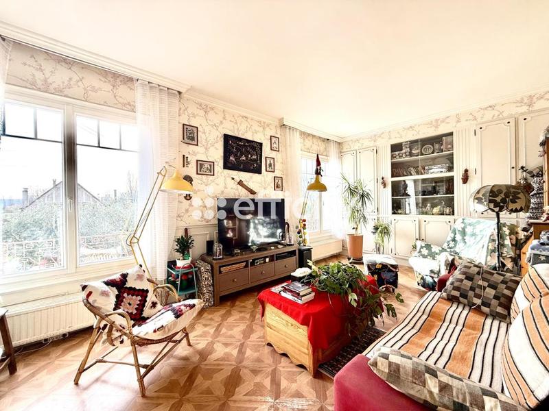 Maison - 142 m² - 6 pièces