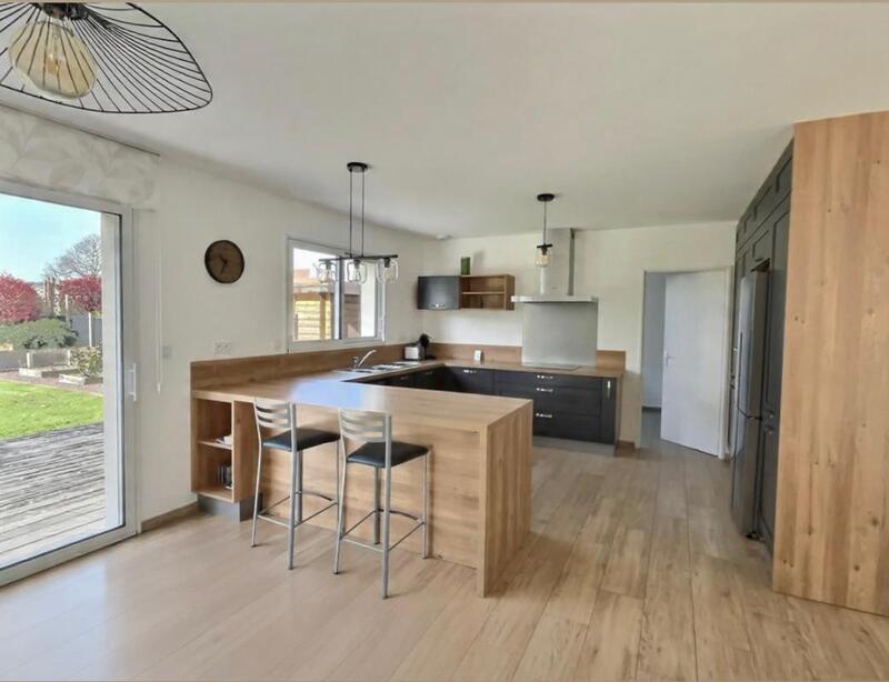 Maison - 140 m² - 5 pièces