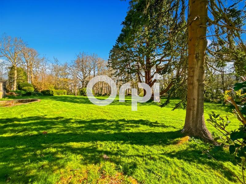 Maison de campagne - 625 m² - 21 pièces