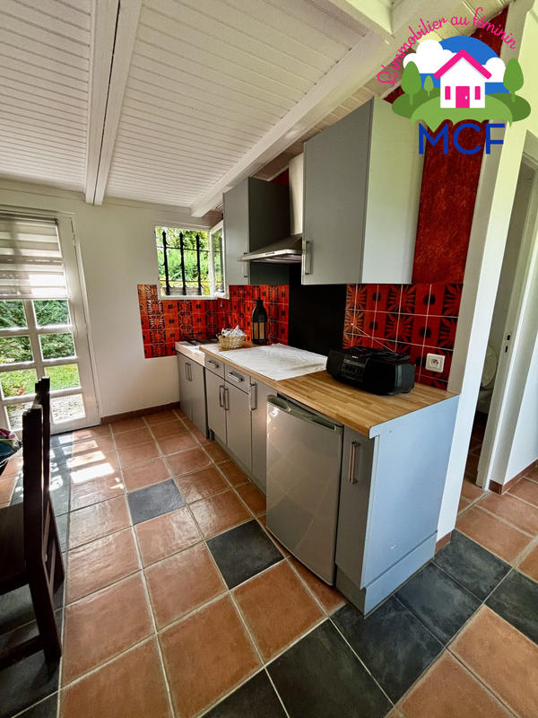 Maison traditionnelle - 140 m² - 5 pièces