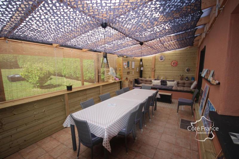 Maison - 191 m² - 10 pièces