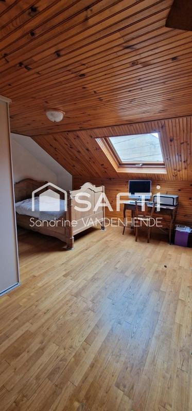 Maison - 214 m² - 12 pièces