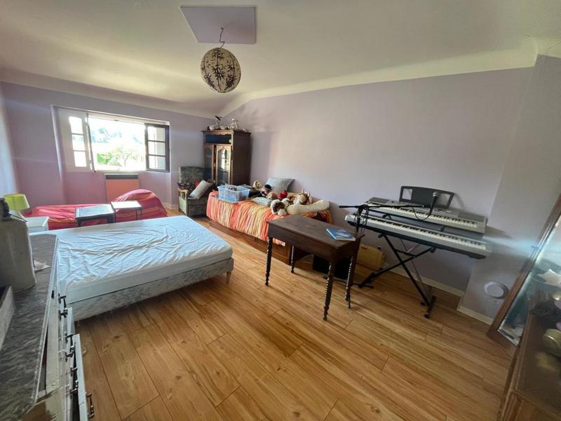 Maison - 136 m² - 4 pièces