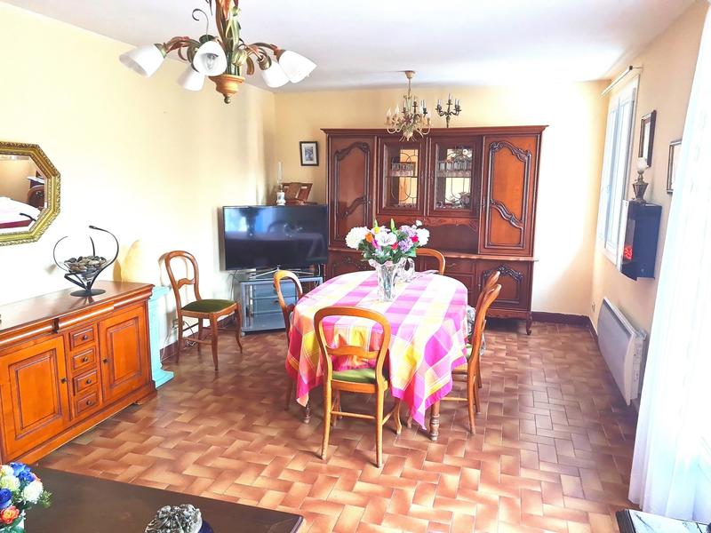 Maison - 95 m² - 5 pièces