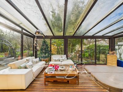 Maison - 267 m² - 7 pièces