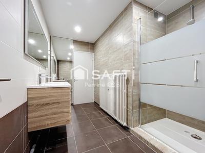 Appartement - 75 m² - 3 pièces