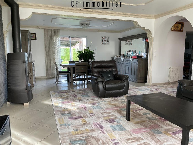 Maison - 183 m² - 6 pièces