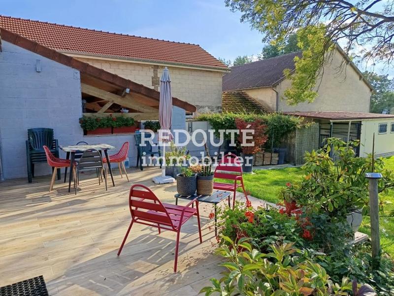 Maison de village - 211 m²