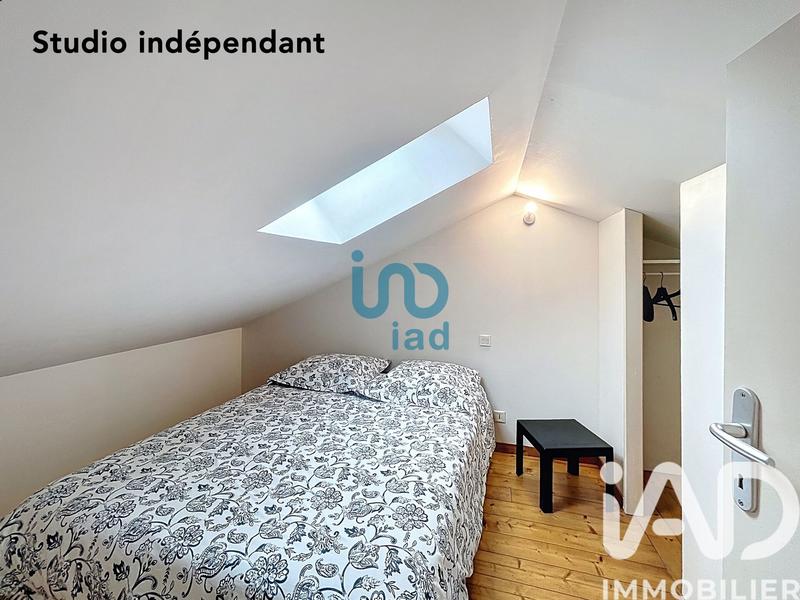 Maison - 212 m² - 8 pièces