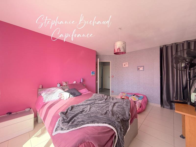 Villa - 205 m² - 6 pièces