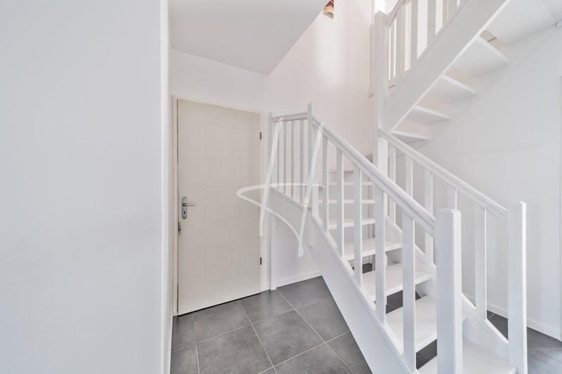 Maison - 120 m² - 6 pièces