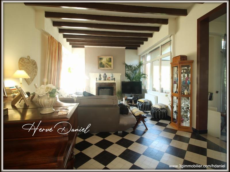 Villa - 182 m² - 7 pièces