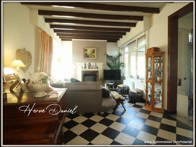 Villa - 182 m² - 7 pièces