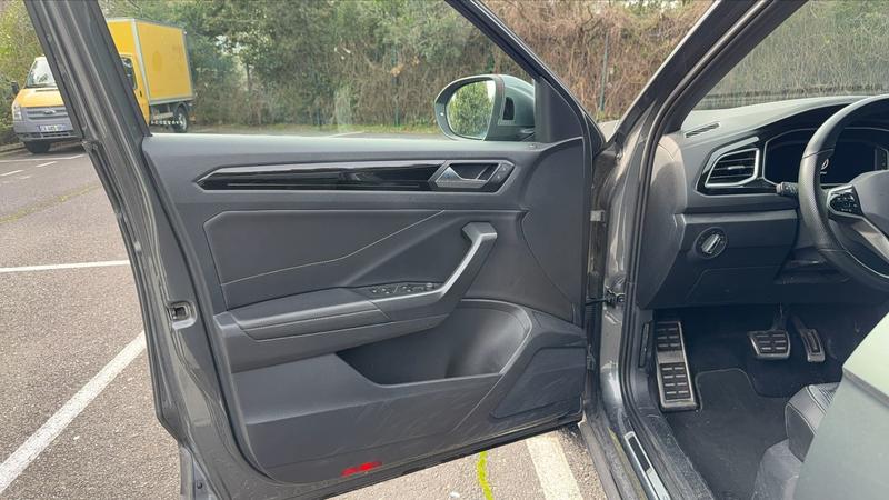 Volkswagen t-Roc 1.5 Tsi 150 Dsg7 R-Line